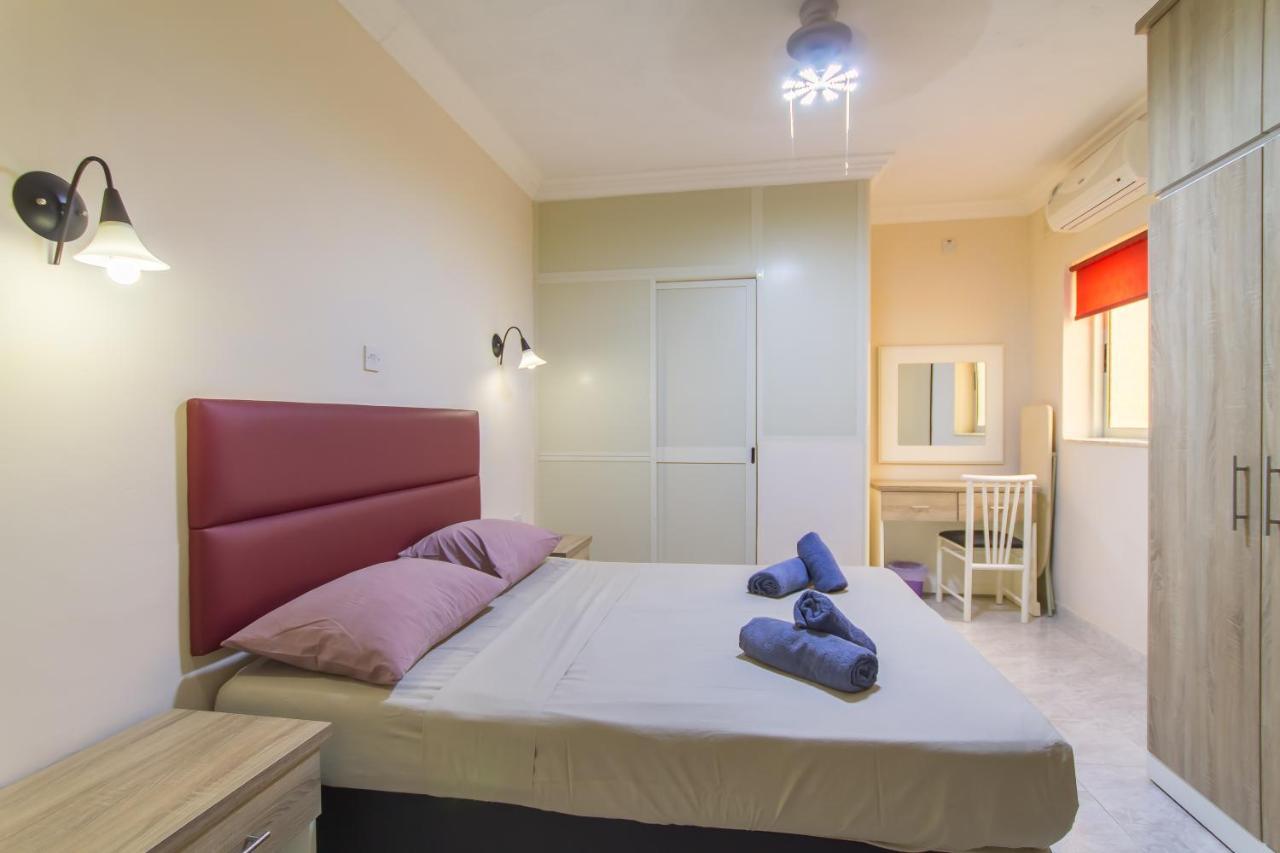 Pool & Sea Merill Apartments Mellieħa Eksteriør bilde